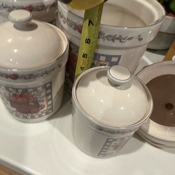 VTG SUSAN WINGET APPLE CANISTERS SET OF 4 FLOUR SUGAR COFFEE TEA KITCHEN DECOR - Picture 3 of 4